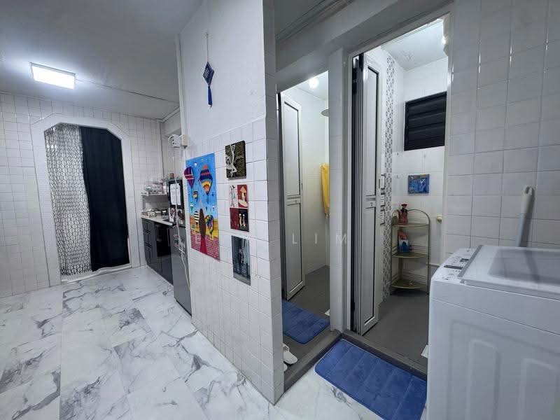 504 Bukit Batok Street 52, 504 Bukit Batok Street 52, Dairy Farm / Bukit Panjang / Choa Chu Kang, 2 Bedrooms, 646 sqft, HDB Flat For Rent, by Eva Lim, 500288784 - Bathroom - PropertyGuru.com.sg