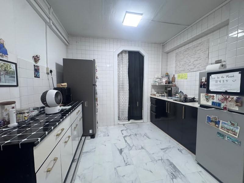 504 Bukit Batok Street 52, 504 Bukit Batok Street 52, Dairy Farm / Bukit Panjang / Choa Chu Kang, 2 Bedrooms, 646 sqft, HDB Flat For Rent, by Eva Lim, 500288784 - Kitchen - PropertyGuru.com.sg