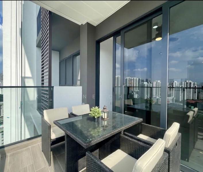 Avenue South Residence, 11 Silat Avenue, Alexandra / Commonwealth, 2 Bedrooms, 657 sqft, Condominium For Sale, by Korynne Chiong, 500288785 - Balcony - PropertyGuru.com.sg
