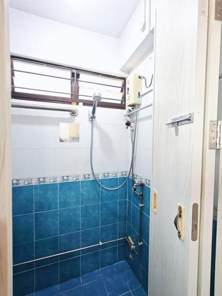 187 Boon Lay Avenue, 187 Boon Lay Avenue, Boon Lay / Jurong / Tuas, 2 Bedrooms, 635 sqft, HDB Flat For Sale, by Yean Nee, 500288787 - Bathroom - PropertyGuru.com.sg