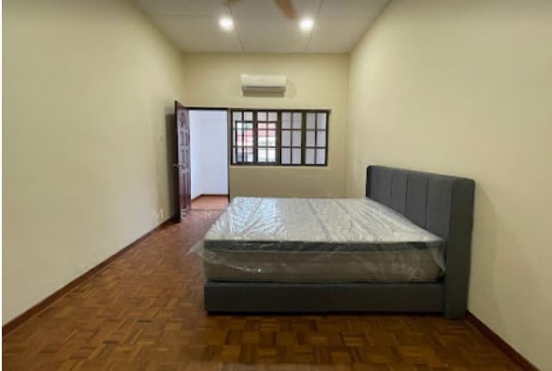 Pasir Ris Beach Park, 20 Pasir Ris Way, Pasir Ris / Tampines, Room Rental, 200 sqft, Semi-Detached House For Rent, by Mervin Tan, 500288790 - Bedroom - PropertyGuru.com.sg