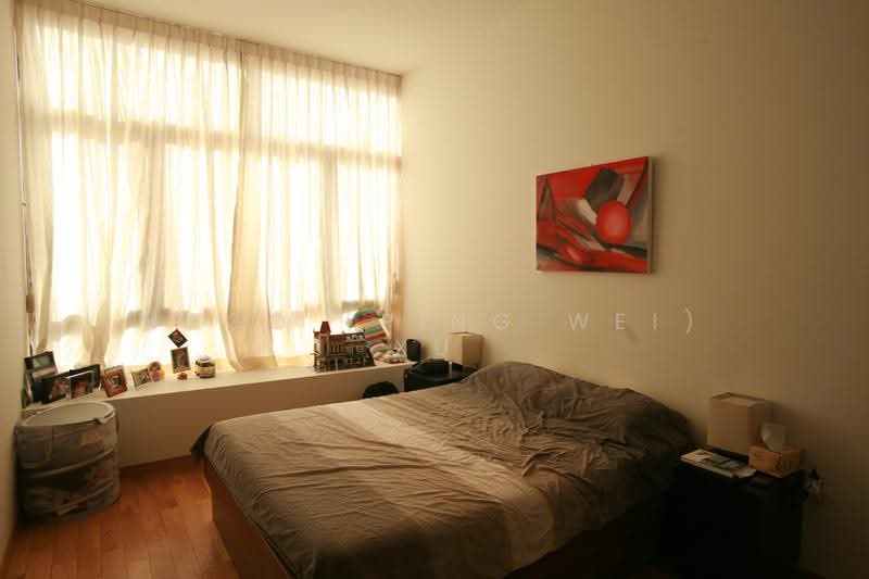 Soleil @ Sinaran, 2 Sinaran Drive, Newton / Novena, 2 Bedrooms, 958 sqft, Condominium For Sale, by Hugo (Ping Wei) Xu, 500288797 - Bedroom - PropertyGuru.com.sg