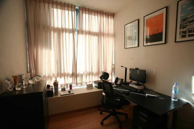 Soleil @ Sinaran, 2 Sinaran Drive, Newton / Novena, 2 Bedrooms, 958 sqft, Condominium For Sale, by Hugo (Ping Wei) Xu, 500288797 - Study - PropertyGuru.com.sg