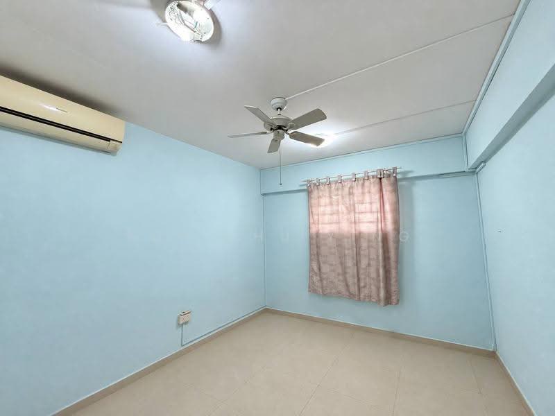 103 Bedok North Avenue 4, 103 Bedok North Avenue 4, Bedok / Upper East Coast, 2 Bedrooms, 721 sqft, HDB Flat For Sale, by Poh Chu Ying, 500288801 - Bedroom - PropertyGuru.com.sg