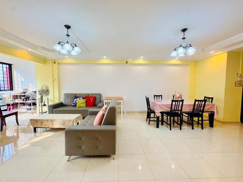 277 Toh Guan Road, 277 Toh Guan Road, Boon Lay / Jurong / Tuas, 3 Bedrooms, 1,302 sqft, HDB Flat For Sale, by STEVEN NG, 500288804 - Living Room - PropertyGuru.com.sg