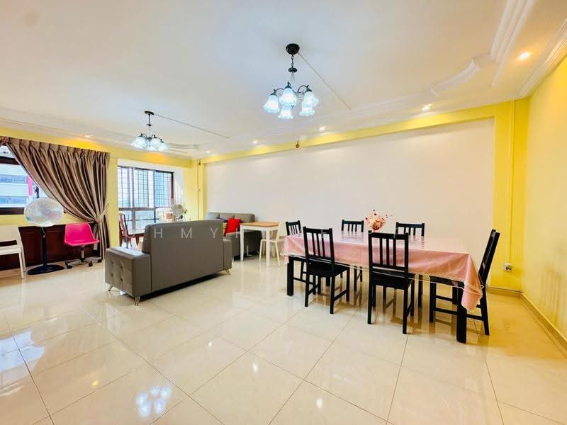 277 Toh Guan Road, 277 Toh Guan Road, Boon Lay / Jurong / Tuas, 3 Bedrooms, 1,302 sqft, HDB Flat For Sale, by STEVEN NG, 500288804 - Living Room - PropertyGuru.com.sg
