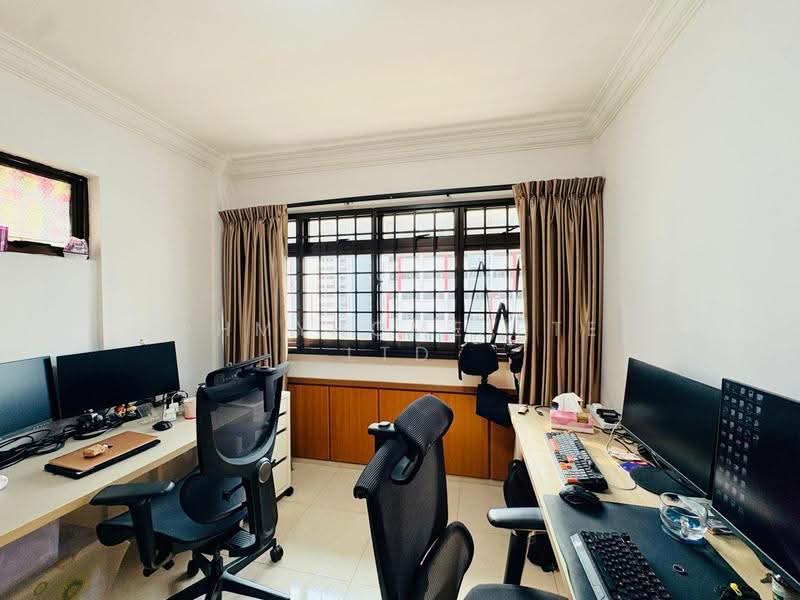 277 Toh Guan Road, 277 Toh Guan Road, Boon Lay / Jurong / Tuas, 3 Bedrooms, 1,302 sqft, HDB Flat For Sale, by STEVEN NG, 500288804 - Study - PropertyGuru.com.sg