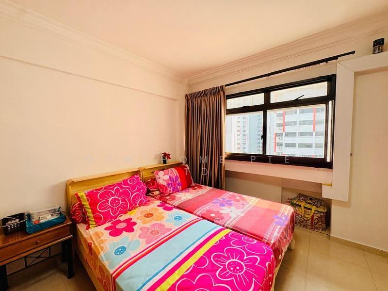 277 Toh Guan Road, 277 Toh Guan Road, Boon Lay / Jurong / Tuas, 3 Bedrooms, 1,302 sqft, HDB Flat For Sale, by STEVEN NG, 500288804 - Bedroom - PropertyGuru.com.sg