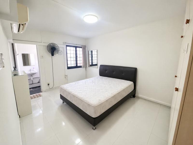 476 Ang Mo Kio Avenue 10, 476 Ang Mo Kio Avenue 10, Ang Mo Kio / Bishan / Thomson, 3 Bedrooms, 1,000 sqft, HDB Flat For Sale, by Edwin Hoe, 500288805 - Bedroom - PropertyGuru.com.sg