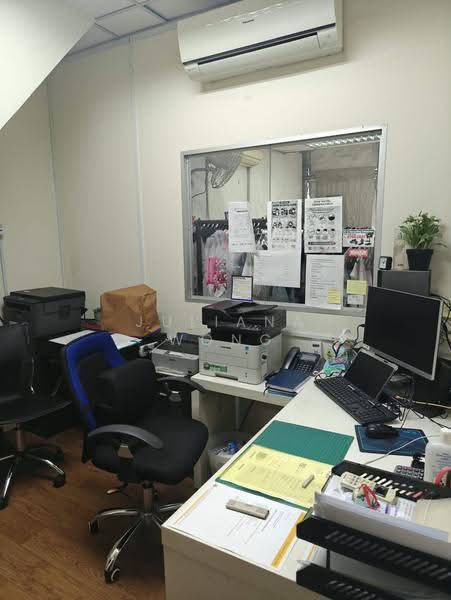 Wcega Plaza, 1 Bukit Batok Crescent, Dairy Farm / Bukit Panjang / Choa Chu Kang, 2,411 sqft, Light Industrial (B1) For Rent, by Juliana Wong, 500288813 - Study - CommercialGuru.com.sg