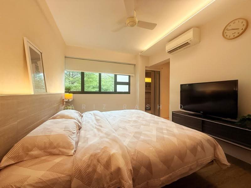 264A Punggol Way, 264A Punggol Way, Hougang / Punggol / Sengkang, 2 Bedrooms, 990 sqft, HDB Flat For Sale, by Fariz Rashid, 500288818 - Master Bedroom - PropertyGuru.com.sg