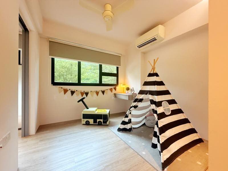 264A Punggol Way, 264A Punggol Way, Hougang / Punggol / Sengkang, 2 Bedrooms, 990 sqft, HDB Flat For Sale, by Fariz Rashid, 500288818 - Bedroom - PropertyGuru.com.sg
