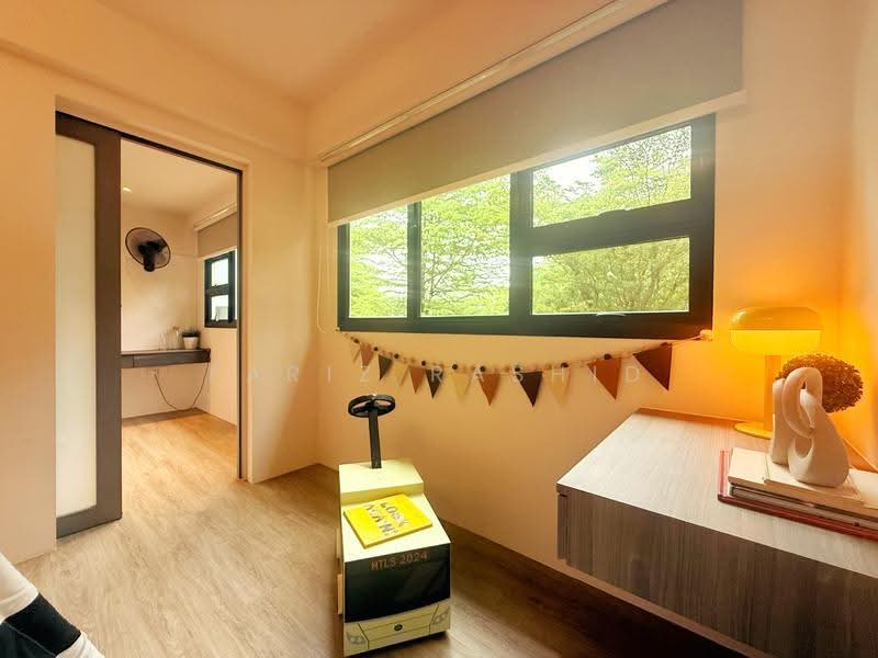 264A Punggol Way, 264A Punggol Way, Hougang / Punggol / Sengkang, 2 Bedrooms, 990 sqft, HDB Flat For Sale, by Fariz Rashid, 500288818 - Bedroom - PropertyGuru.com.sg