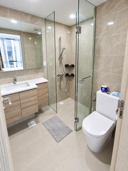 Treasure at Tampines, 47 Tampines Lane, Pasir Ris / Tampines, 2 Bedrooms, 678 sqft, Condominium For Rent, by Jae Tan, 500288821 - Bathroom - PropertyGuru.com.sg
