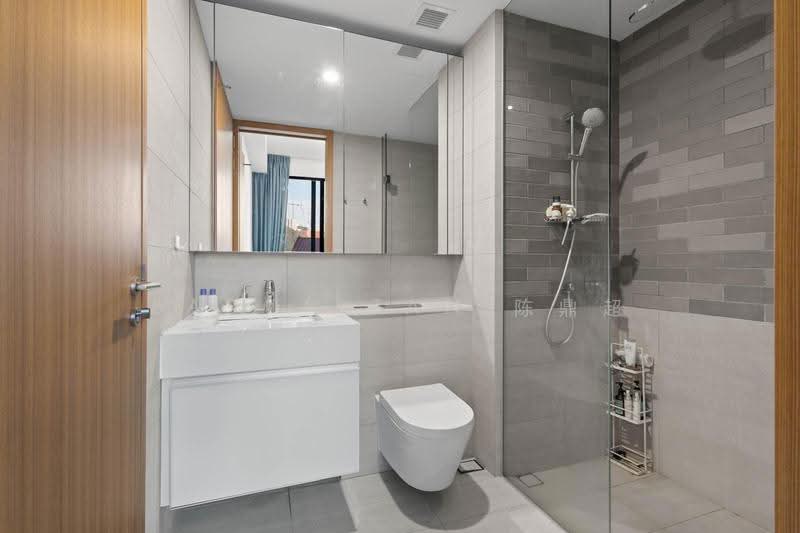 1953, 1 Tessensohn Road, Farrer Park / Serangoon Rd, 2 Bedrooms, 614 sqft, Apartment For Rent, by Baron Tan 陈鼎超, 500288822 - Bathroom - PropertyGuru.com.sg
