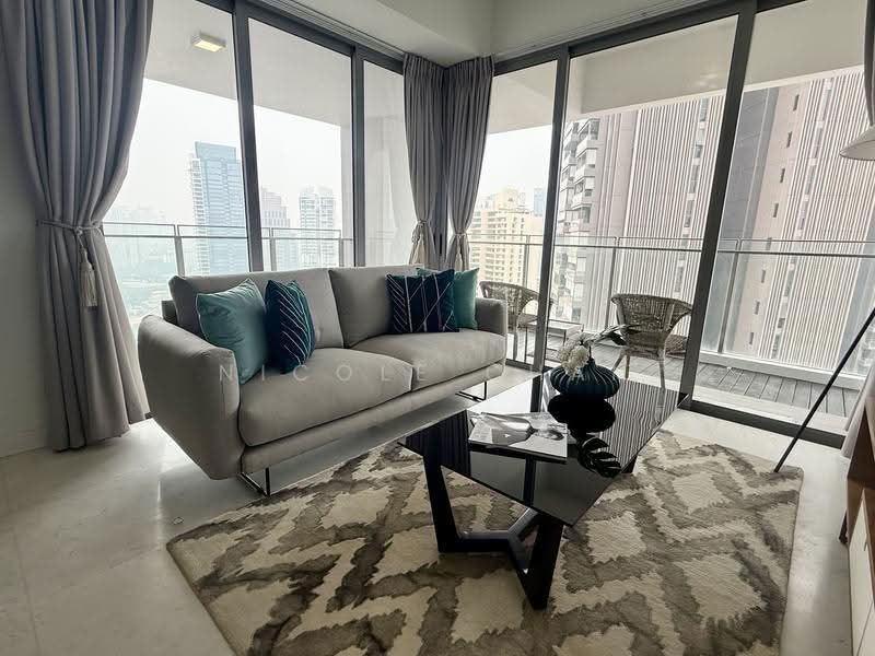 Starlight Suites, 11 River Valley Close, Orchard / River Valley, 2 Bedrooms, 1,076 sqft, Condominium For Sale, by Nicole Chan, 500288827 - Living Room and Balcony - PropertyGuru.com.sg