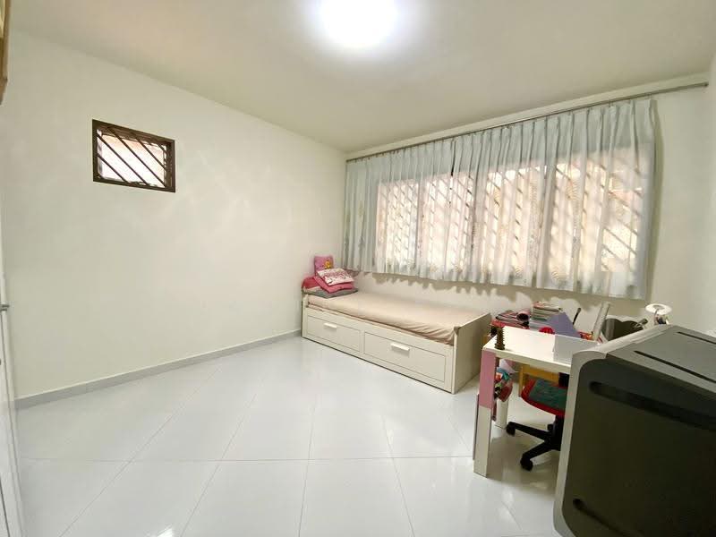 225 Bishan Street 23, 225 Bishan Street 23, Ang Mo Kio / Bishan / Thomson, 3 Bedrooms, 1,431 sqft, HDB Flat For Sale, by Janice Poh, 500288836 - Bedroom 2 - PropertyGuru.com.sg