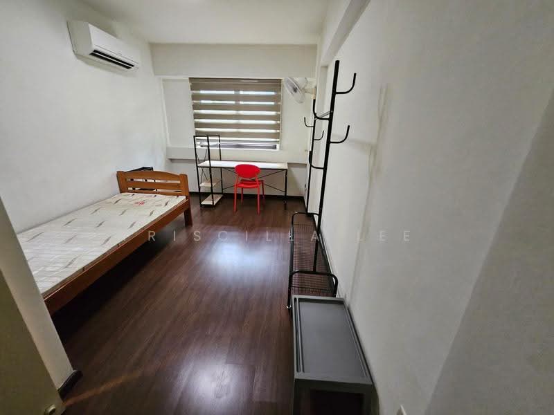 274B Jurong West Street 25, 274B Jurong West Street 25, Boon Lay / Jurong / Tuas, 3 Bedrooms, 1,356 sqft, HDB Flat For Rent, by Priscilla Lee, 500288840 - Bedroom - PropertyGuru.com.sg