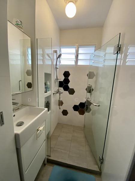 3 Lorong Lew Lian, 3 Lorong Lew Lian, Hougang / Punggol / Sengkang, 2 Bedrooms, 130 sqft, HDB Flat For Rent, by Derek Chen, 500288842 - PropertyGuru.com.sg