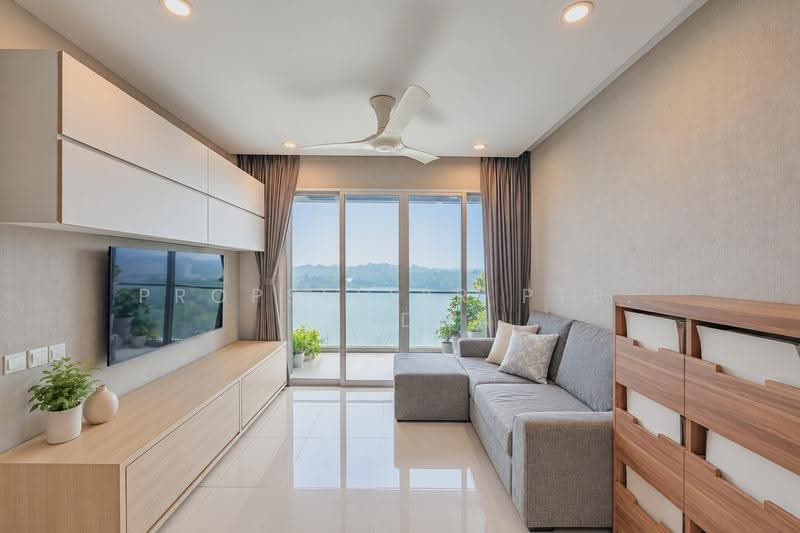 Waterview, 89 Tampines Avenue 1, Pasir Ris / Tampines, 3 Bedrooms, 1,130 sqft, Condominium For Sale, by PROPSELLER PTE. LTD., 500288849 - Living Room - PropertyGuru.com.sg