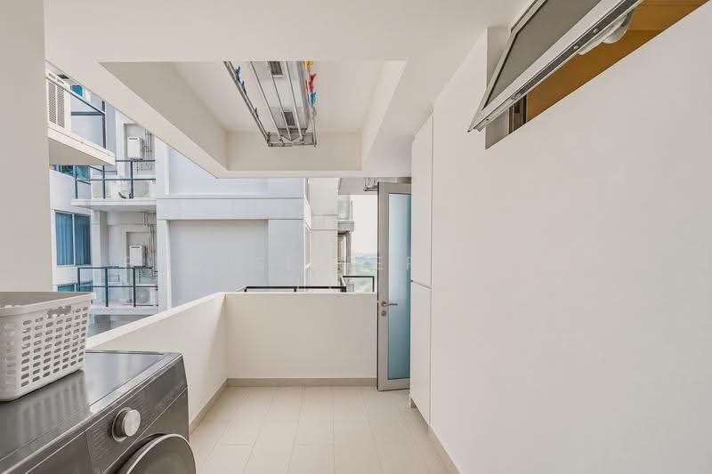 Waterview, 89 Tampines Avenue 1, Pasir Ris / Tampines, 3 Bedrooms, 1,130 sqft, Condominium For Sale, by PROPSELLER PTE. LTD., 500288849 - Balcony - PropertyGuru.com.sg