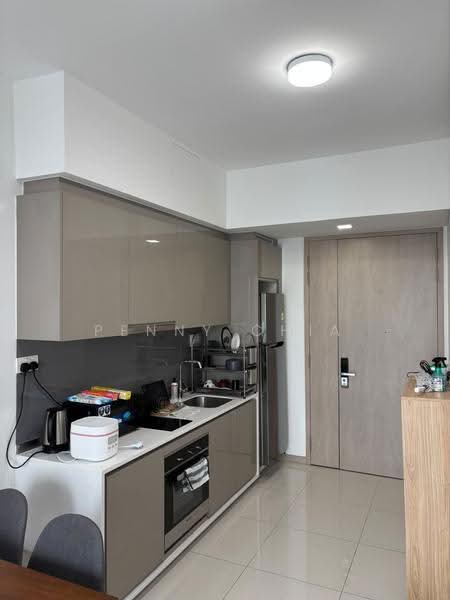 J Gateway, 2 Gateway Drive, Boon Lay / Jurong / Tuas, 2 Bedrooms, 603 sqft, Condominium For Rent, by Penny Chia, 500288850 - Kitchen - PropertyGuru.com.sg