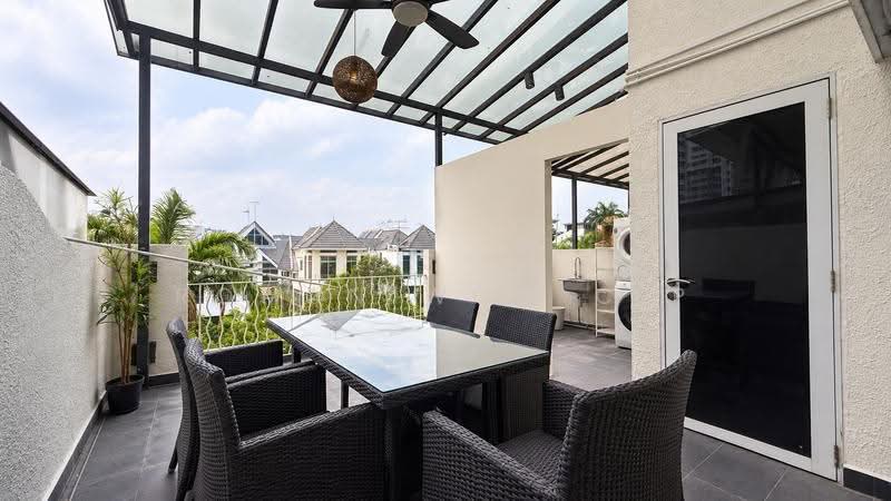 Kew Residencia, Kew Crescent, Bedok / Upper East Coast, 4 Bedrooms, 2,476 sqft, Cluster House For Sale, by Roman Woo C P, 500288853 - Balcony - PropertyGuru.com.sg