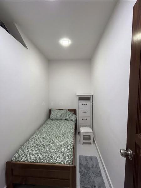 Inter Terrace Telok Kurau, East Coast / Marine Parade, 3 Bedrooms, 1,919 sqft, Terraced House For Rent, by Carol Soh, 500288861 - Bedroom - PropertyGuru.com.sg