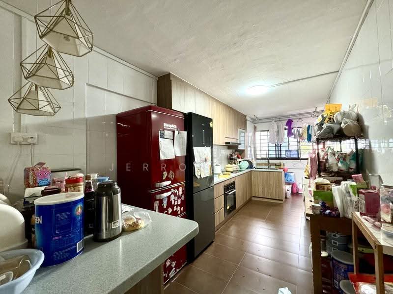 172 Bishan Street 13, 172 Bishan Street 13, Ang Mo Kio / Bishan / Thomson, Room Rental, 200 sqft, HDB Flat For Rent, by Jerron Lim, 500288901 - Kitchen - PropertyGuru.com.sg
