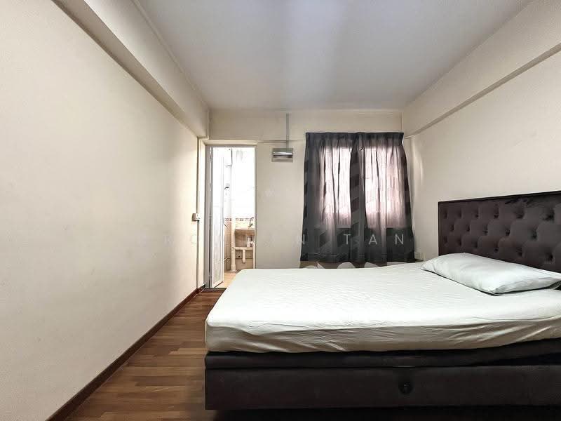 607 Ang Mo Kio Avenue 4, 607 Ang Mo Kio Avenue 4, Ang Mo Kio / Bishan / Thomson, 2 Bedrooms, 732 sqft, HDB Flat For Sale, by Bronnen Tan, 500288903 - Bedroom - PropertyGuru.com.sg