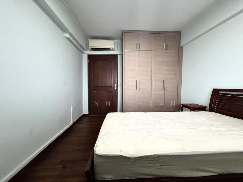 607 Ang Mo Kio Avenue 4, 607 Ang Mo Kio Avenue 4, Ang Mo Kio / Bishan / Thomson, 2 Bedrooms, 732 sqft, HDB Flat For Sale, by Bronnen Tan, 500288903 - Bedroom - PropertyGuru.com.sg