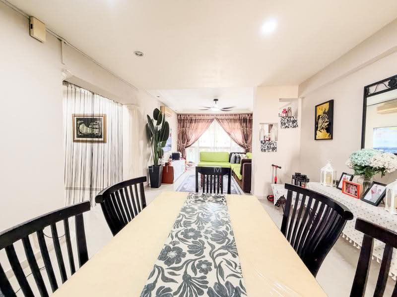 525 Woodlands Drive 14, 525 Woodlands Drive 14, Admiralty / Woodlands, 3 Bedrooms, 1,097 sqft, HDB Flat For Sale, by Shahir Majid, 500288909 - Living Room - PropertyGuru.com.sg