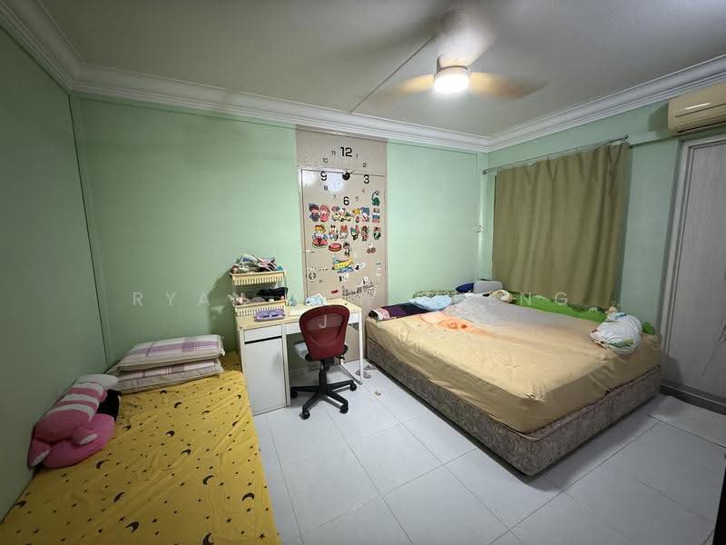 807 Woodlands Street 81, 807 Woodlands Street 81, Admiralty / Woodlands, 6 Bedrooms, 1,894 sqft, HDB Flat For Sale, by Ryan Tan Zheng Jie, 500288910 - Bedroom - PropertyGuru.com.sg