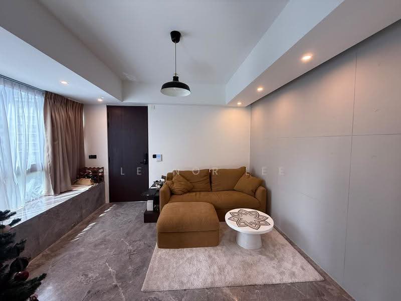 The Iveria, 2 Kim Yam Road, Orchard / River Valley, 3 Bedrooms, 904 sqft, Condominium For Sale, by Eleanor Lee, 500288931 - Living Room - PropertyGuru.com.sg