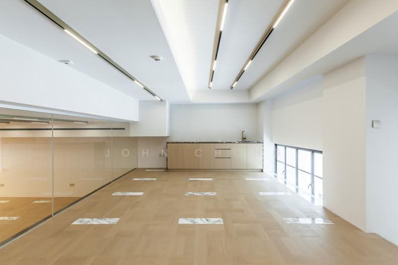 Prime Amoy St Shophouse. Nice reno. Direct lift access., Telok Ayer St / Amoy St / McCallum St, Boat Quay / Raffles Place / Marina, 3,597 sqft, Shop / Shophouse For Rent, by John Chong, 500288932 - Interior - CommercialGuru.com.sg