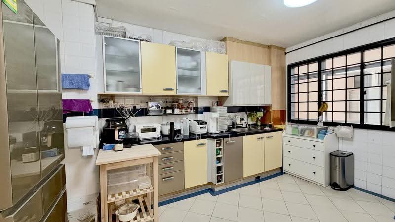 457 Pasir Ris Drive 4, 457 Pasir Ris Drive 4, Pasir Ris / Tampines, 4 Bedrooms, 1,529 sqft, HDB Flat For Sale, by Kenneth Teiw Choon Lin, 500288933 - Kitchen - PropertyGuru.com.sg
