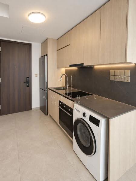 Orchard Sophia, 130 Sophia Road, Orchard / River Valley, 2 Bedrooms, 603 sqft, Condominium For Rent, by Lawrence Quek, 500288938 - Kitchen - PropertyGuru.com.sg