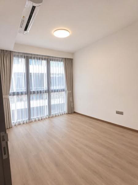 Orchard Sophia, 130 Sophia Road, Orchard / River Valley, 2 Bedrooms, 603 sqft, Condominium For Rent, by Lawrence Quek, 500288938 - Master Room - PropertyGuru.com.sg