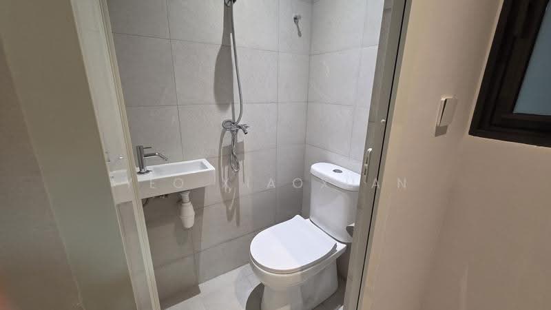 Norwood Grand, 2 Champions Way, Admiralty / Woodlands, 4 Bedrooms, 1,313 sqft, Condominium For Rent, by Yeo XiaoXuan, 500288942 - Bathroom - PropertyGuru.com.sg