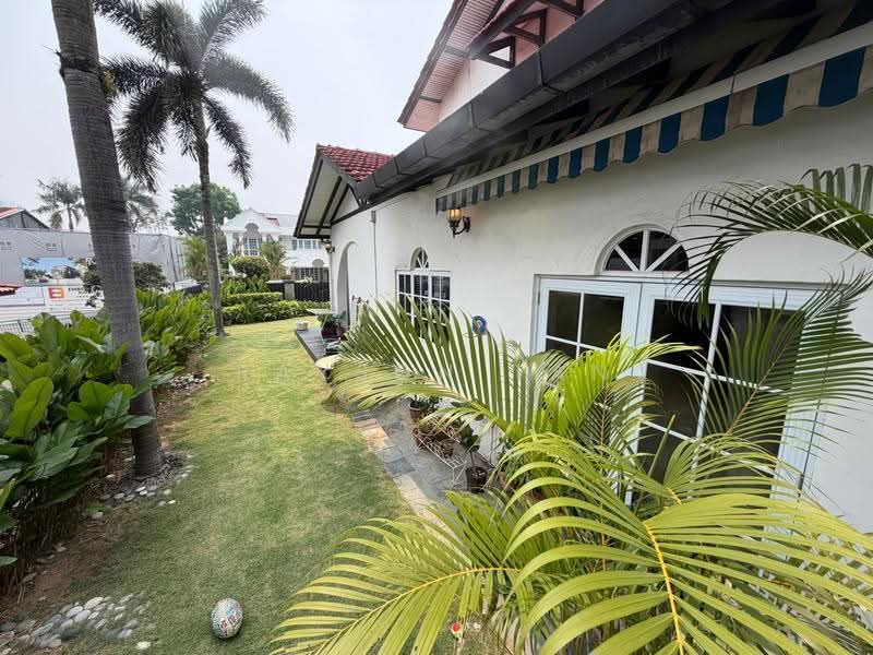 Shamrock Park, Namly Drive, Tanglin / Holland / Bukit Timah, 4 Bedrooms, 3,000 sqft, Semi-Detached House For Rent, by Rayson Tan, 500288953 - Exterior - PropertyGuru.com.sg