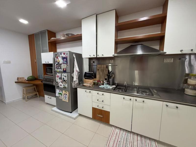 Shamrock Park, Namly Drive, Tanglin / Holland / Bukit Timah, 4 Bedrooms, 3,000 sqft, Semi-Detached House For Rent, by Rayson Tan, 500288953 - Kitchen - PropertyGuru.com.sg