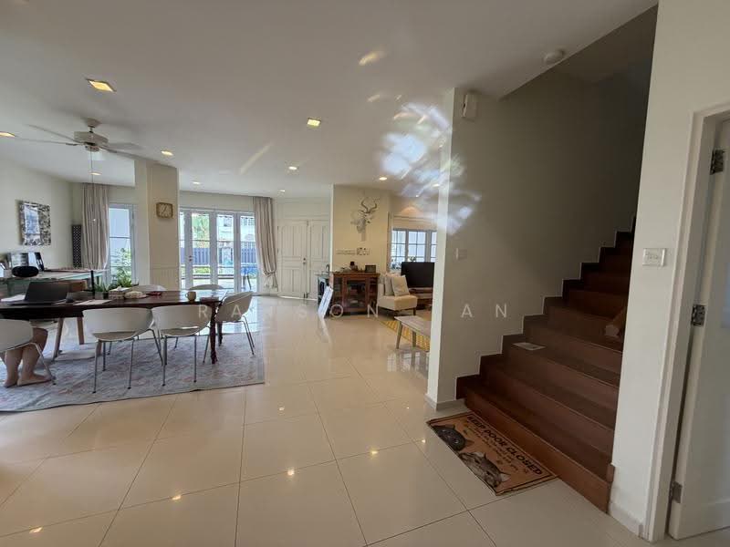 Shamrock Park, Namly Drive, Tanglin / Holland / Bukit Timah, 4 Bedrooms, 3,000 sqft, Semi-Detached House For Rent, by Rayson Tan, 500288953 - Living Room - PropertyGuru.com.sg