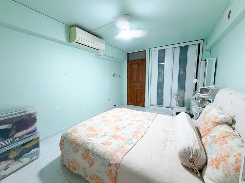 17 Marsiling Lane, 17 Marsiling Lane, Admiralty / Woodlands, 2 Bedrooms, 75 sqft, HDB Flat For Sale, by Eunice Chong, 500288955 - Bedroom - PropertyGuru.com.sg