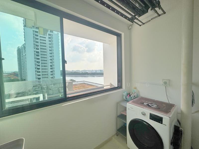 420A Northshore Drive, 420A Northshore Drive, Hougang / Punggol / Sengkang, 3 Bedrooms, 1,023 sqft, HDB Flat For Sale, by Desiree Leung, 500289003 - Balcony - PropertyGuru.com.sg