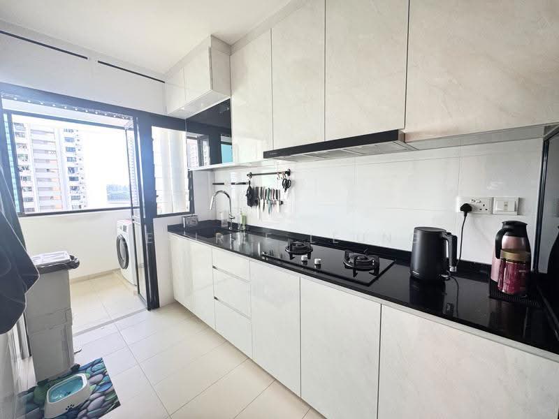 420A Northshore Drive, 420A Northshore Drive, Hougang / Punggol / Sengkang, 3 Bedrooms, 1,023 sqft, HDB Flat For Sale, by Desiree Leung, 500289003 - Kitchen - PropertyGuru.com.sg