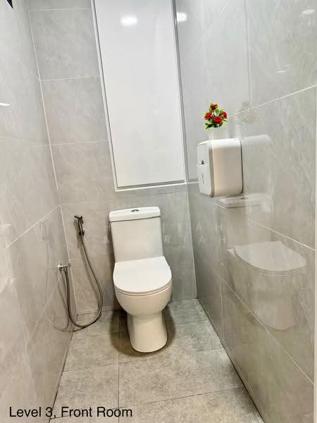 20 Florissa Park, Mandai / Upper Thomson, Room Rental, 445 sqft, Terraced House For Rent, by Sharifah Kamariah, 500289038 - Bathroom - PropertyGuru.com.sg