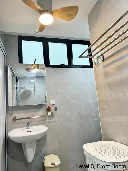 20 Florissa Park, Mandai / Upper Thomson, Room Rental, 445 sqft, Terraced House For Rent, by Sharifah Kamariah, 500289038 - Bathroom - PropertyGuru.com.sg