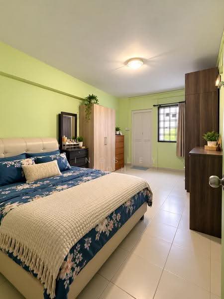 353 Yishun Ring Road, 353 Yishun Ring Road, Sembawang / Yishun, 2 Bedrooms, 1,130 sqft, HDB Flat For Sale, by Kingsley Koh, 500289045 - Bedroom - PropertyGuru.com.sg