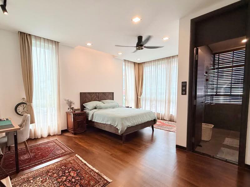 A Dream Home! Seaview Unblock, Near Beach, Beautiful Build, Move in Condition, Pasir Ris Beach Estate, Elias Estate, Pasir Ris / Tampines, 7 Bedrooms, 7,000 sqft, Semi-Detached House For Sale, by Alex Ng, 500289050 - Bedroom - PropertyGuru.com.sg