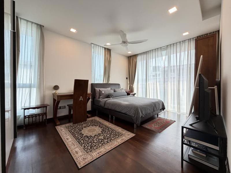 A Dream Home! Seaview Unblock, Near Beach, Beautiful Build, Move in Condition, Pasir Ris Beach Estate, Elias Estate, Pasir Ris / Tampines, 7 Bedrooms, 7,000 sqft, Semi-Detached House For Sale, by Alex Ng, 500289050 - Bedroom - PropertyGuru.com.sg